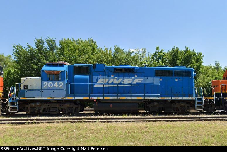 BNSF 2042